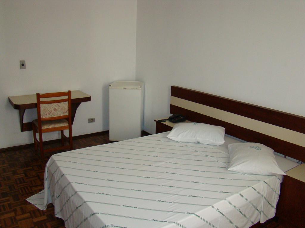 Quarto Individual